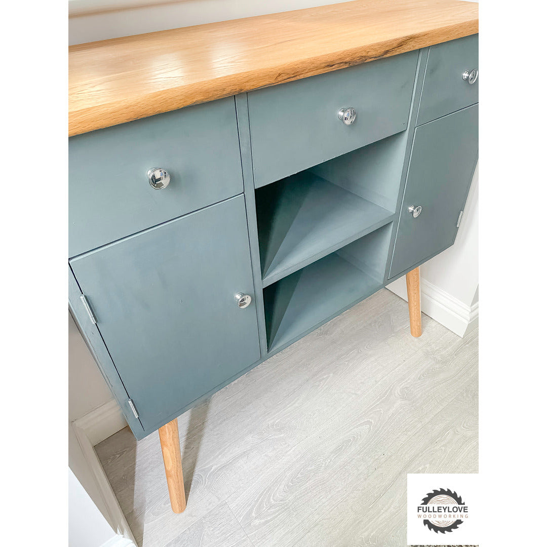 Minimilist Solid Oak Worktop Hallway Unit - Fulleylove Woodworking